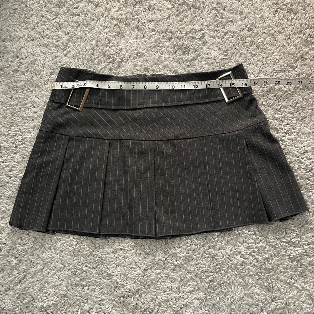French Kyss Charcoal Pinstripe Mini Skirt with Belt buckle - Picture 4 of 6